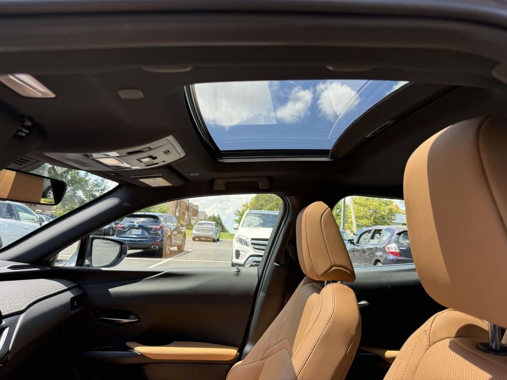 Used 2025 Lexus UX 300h AWD w/ Accessory Package (Z1) image 20