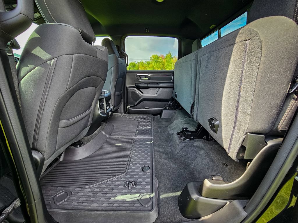 Used 2020 RAM 1500 Big Horn AWD/4WD image 34