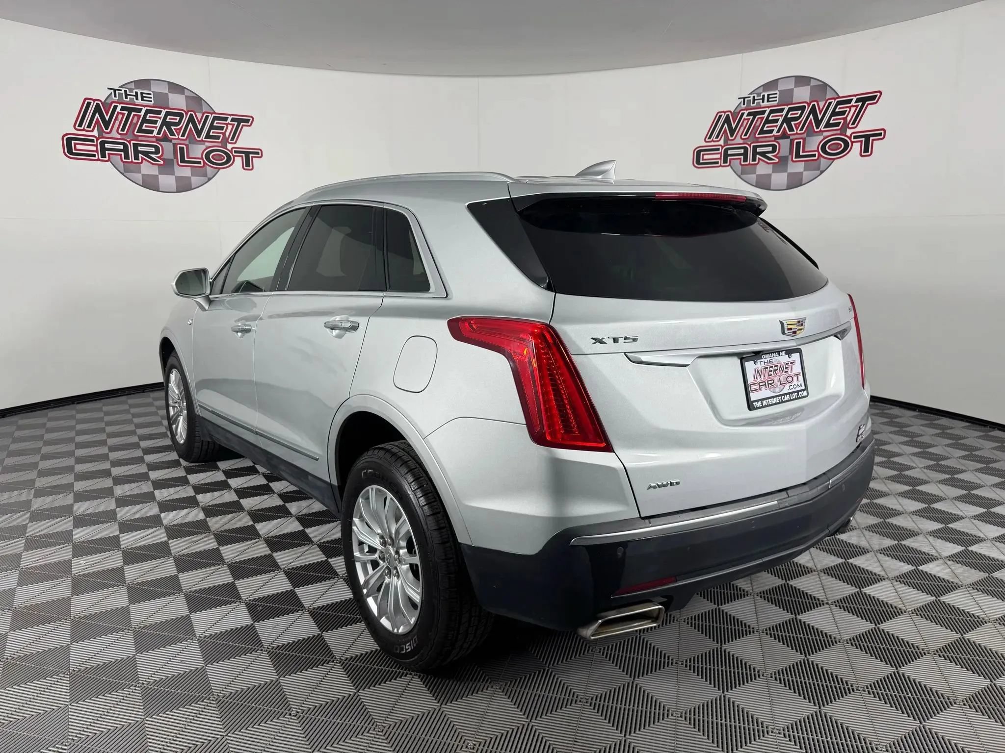Used 2018 Cadillac XT5 AWD image 5