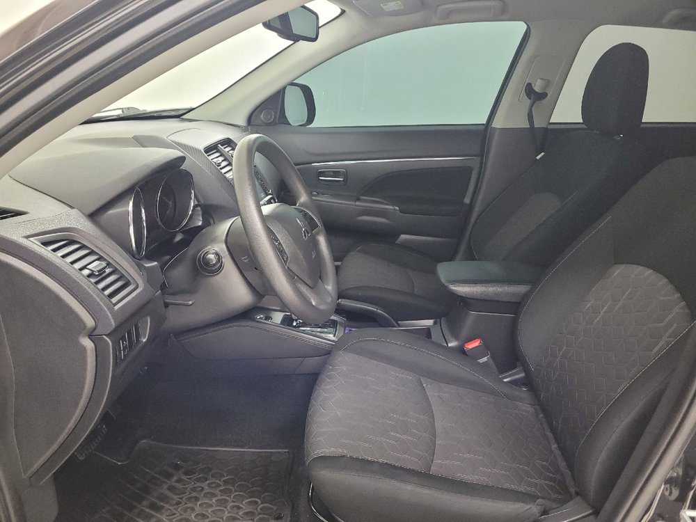 Used 2024 Mitsubishi Outlander Sport ES AWD/4WD image 17