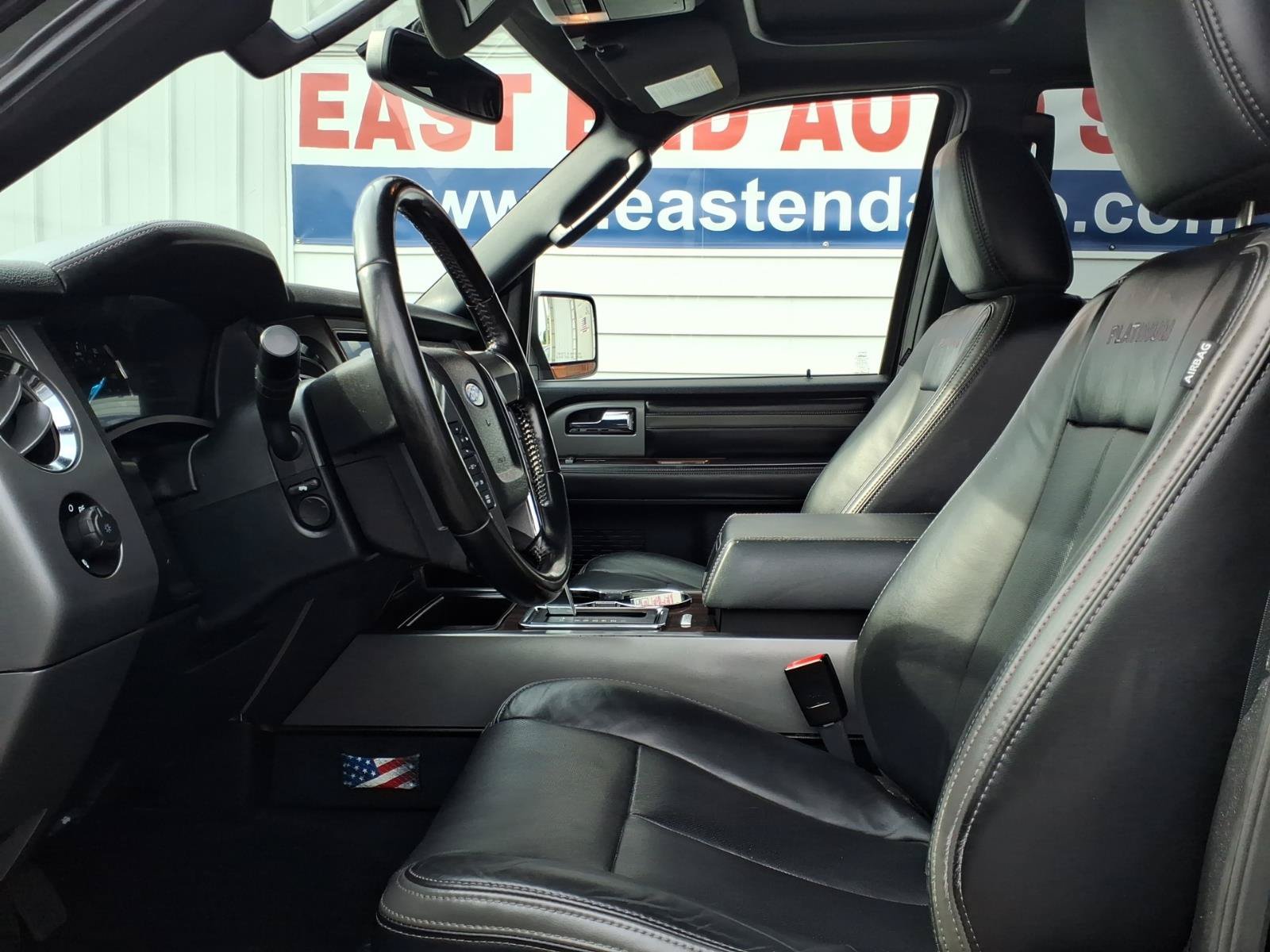 Used 2017 Ford Expedition EL Platinum AWD/4WD image 7