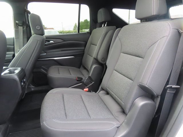 Used 2025 Chevrolet Traverse LT w/ Sun and Wheel Package AWD/4WD image 32