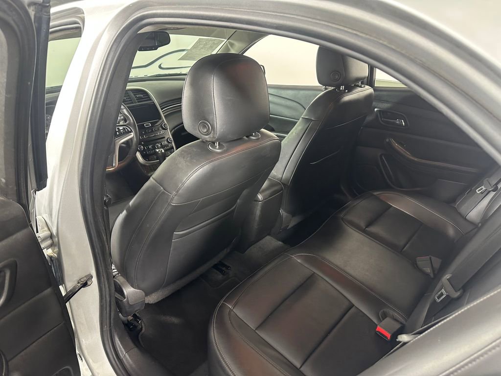 Used 2016 Chevrolet Malibu LTZ FWD image 19