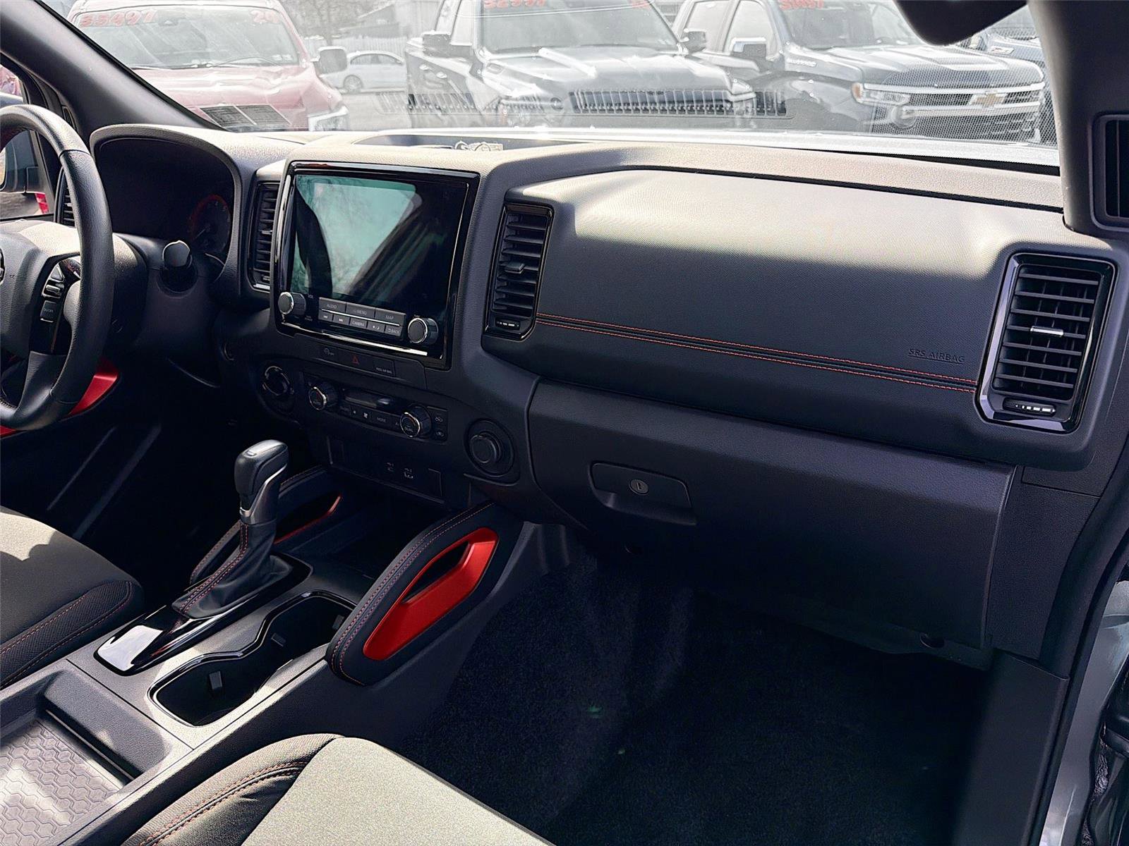 Used 2024 Nissan Frontier PRO-4X w/ Off-Road Protection Package image 28