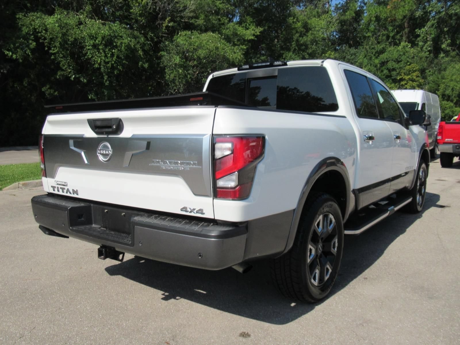 Used 2023 Nissan Titan Platinum Reserve w/ Moonroof Package AWD/4WD image 7
