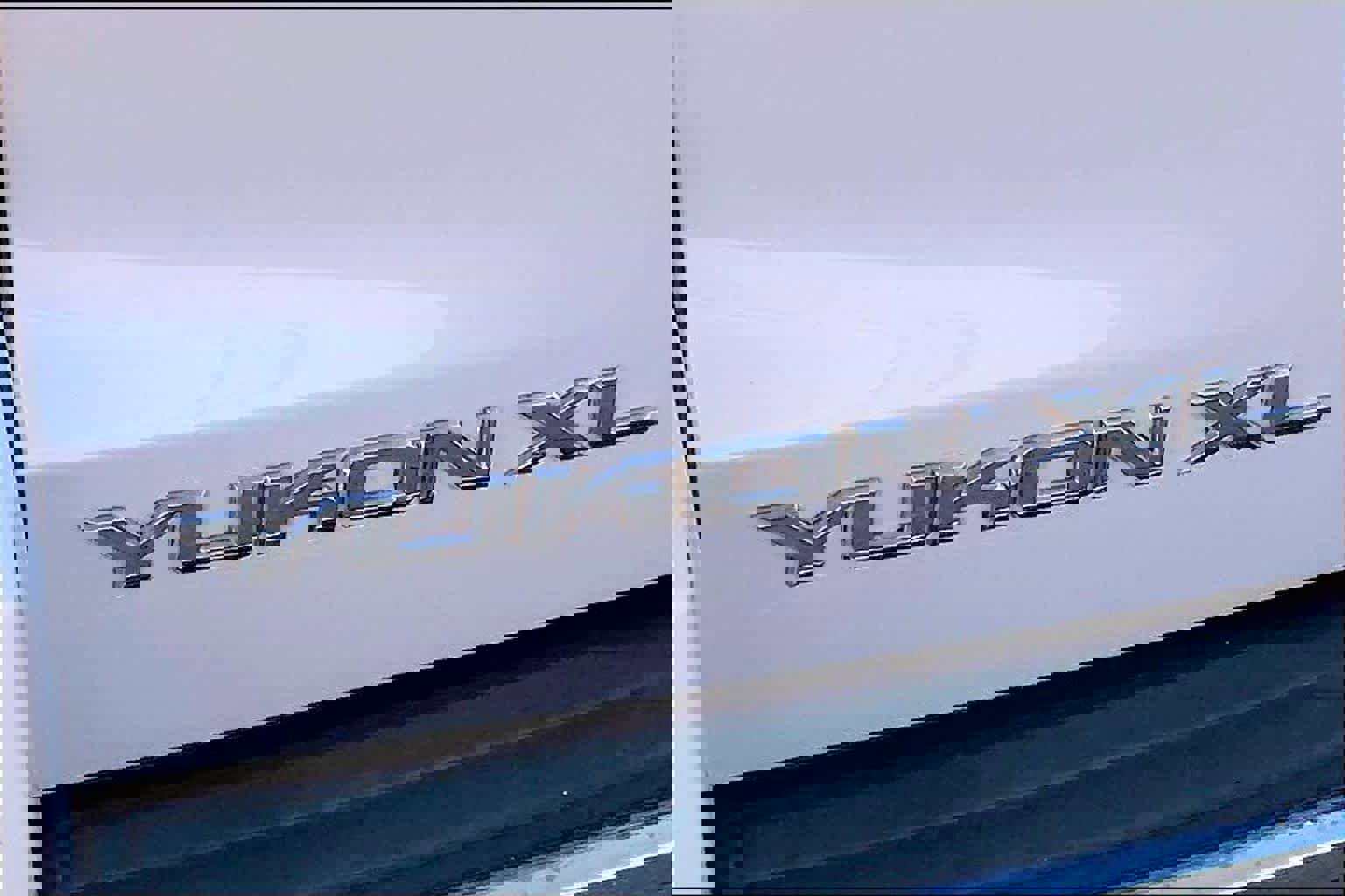 Used 2016 GMC Yukon XL Denali w/ Open Road Package image 29