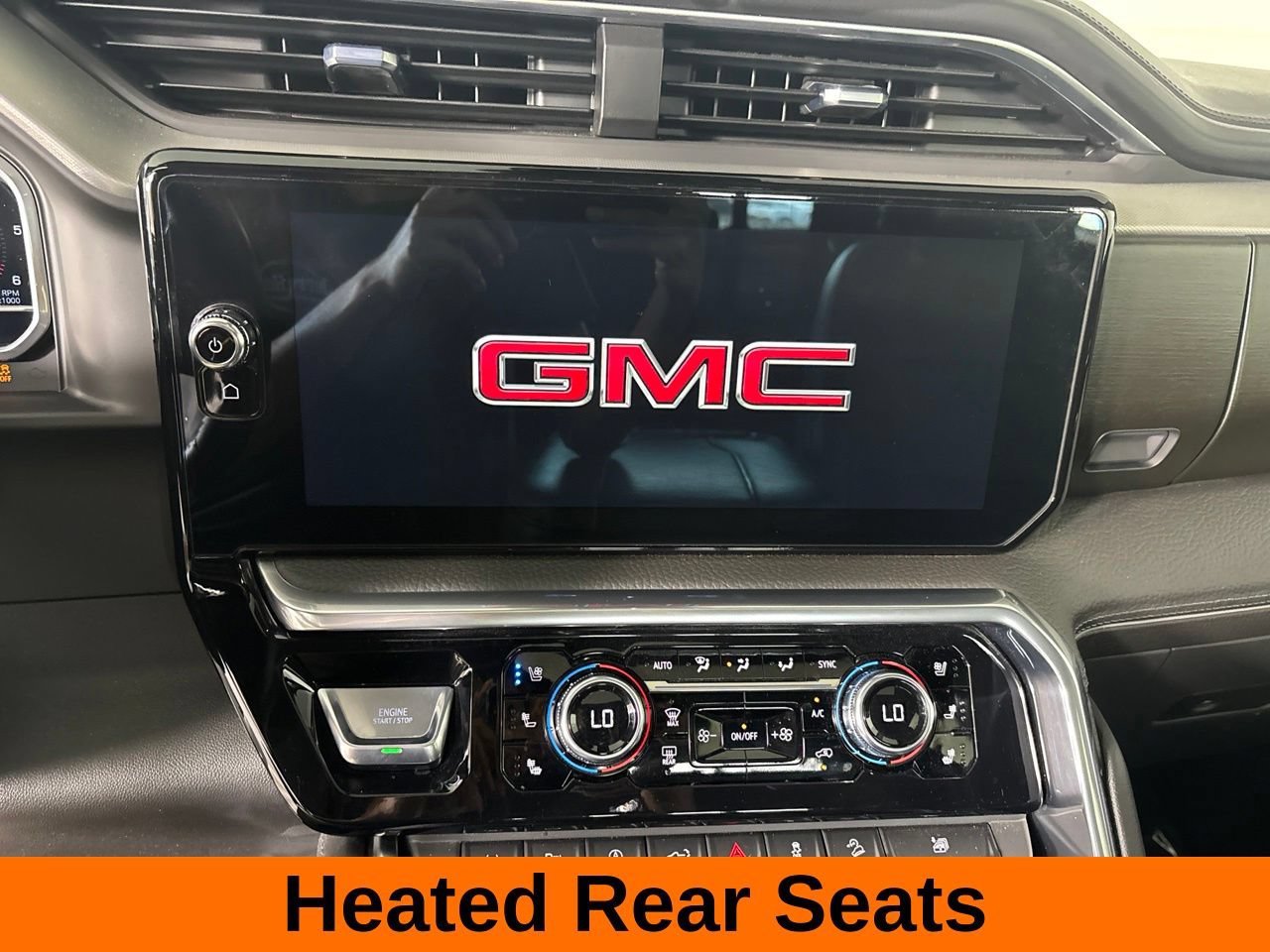 Used 2023 GMC Sierra 1500 Denali w/ Denali Reserve Package AWD/4WD image 16