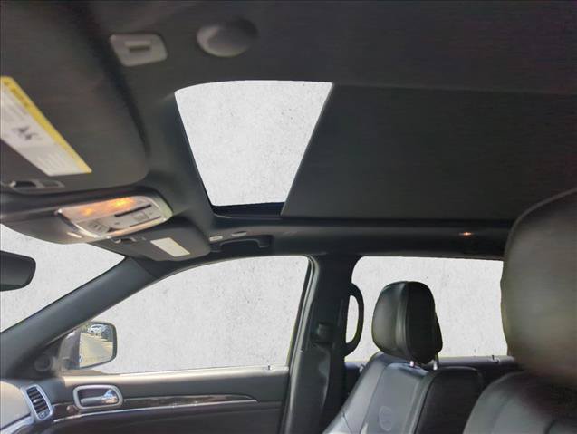 Used 2018 Jeep Grand Cherokee Overland AWD/4WD image 21