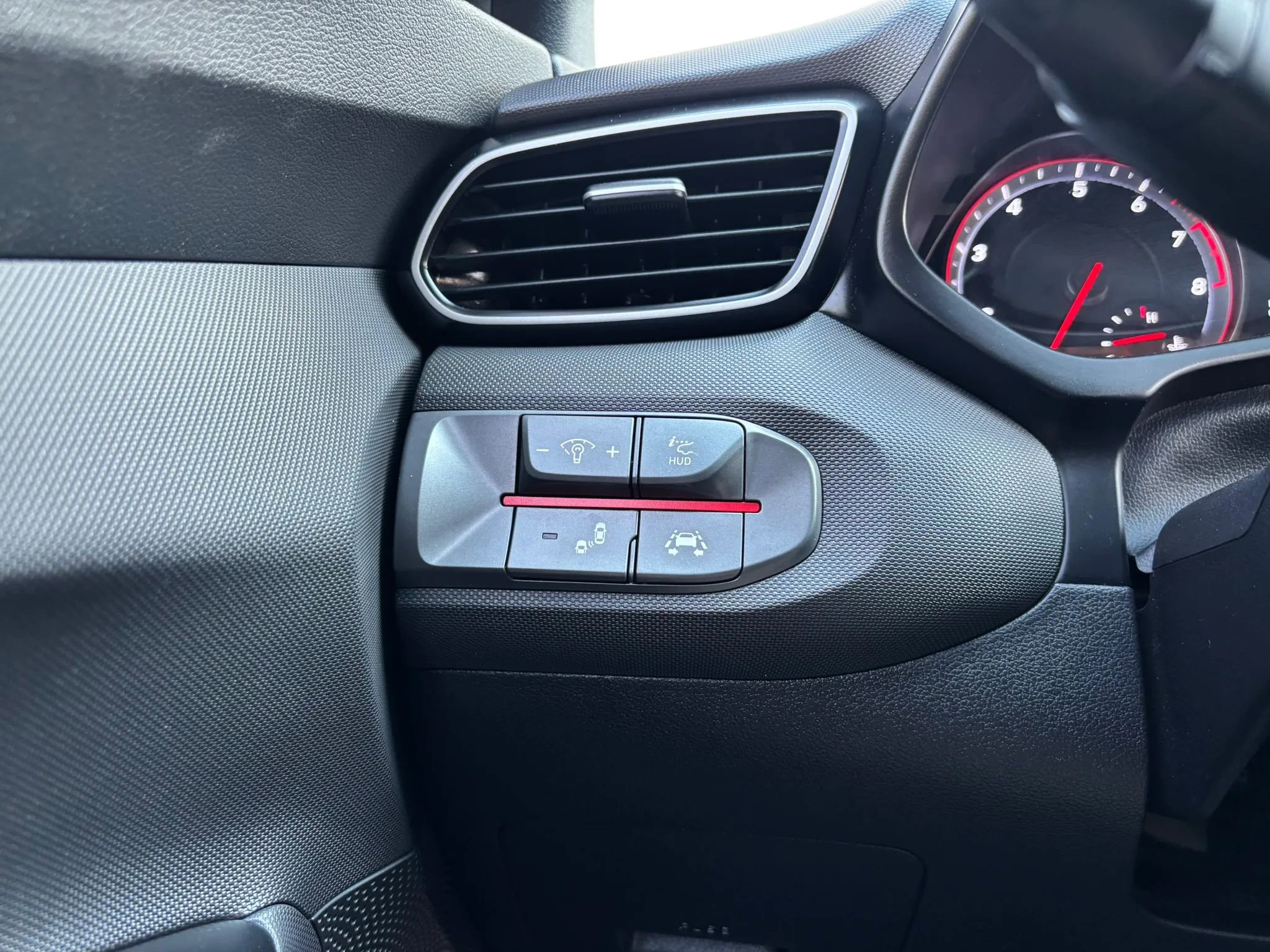 Used 2019 Hyundai Veloster Turbo Ultimate image 24