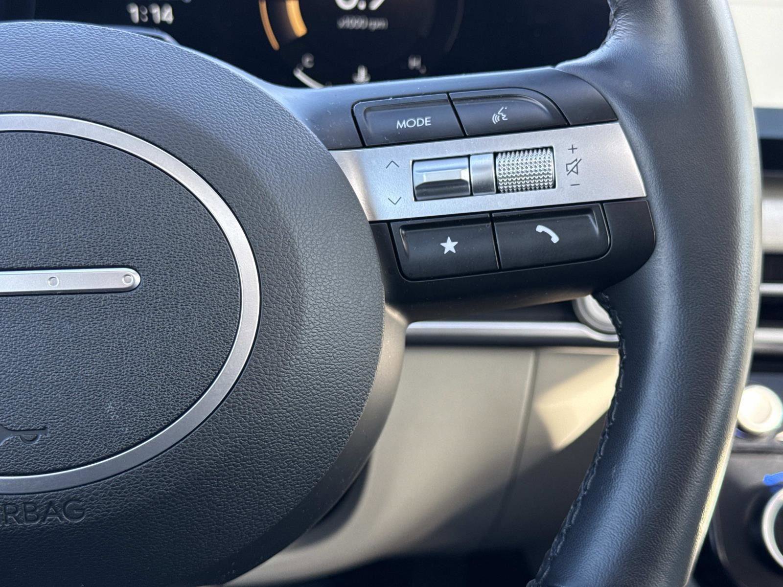 Certified 2025 Hyundai Tucson SEL image 8