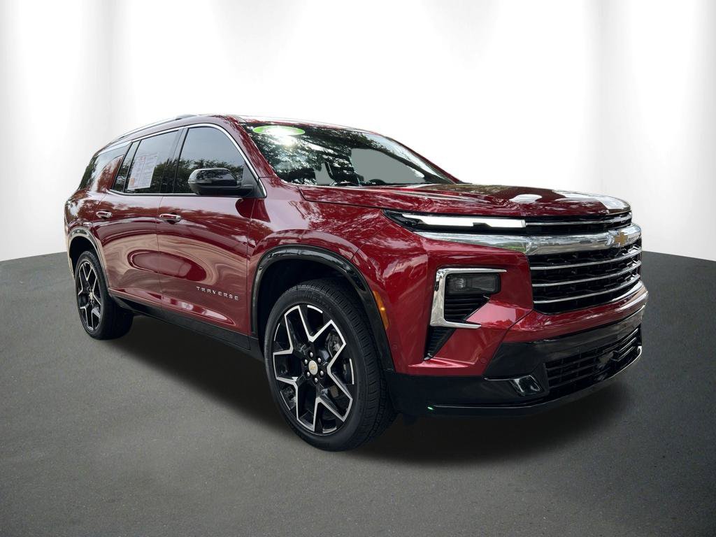 Used 2025 Chevrolet Traverse High Country AWD/4WD image 42