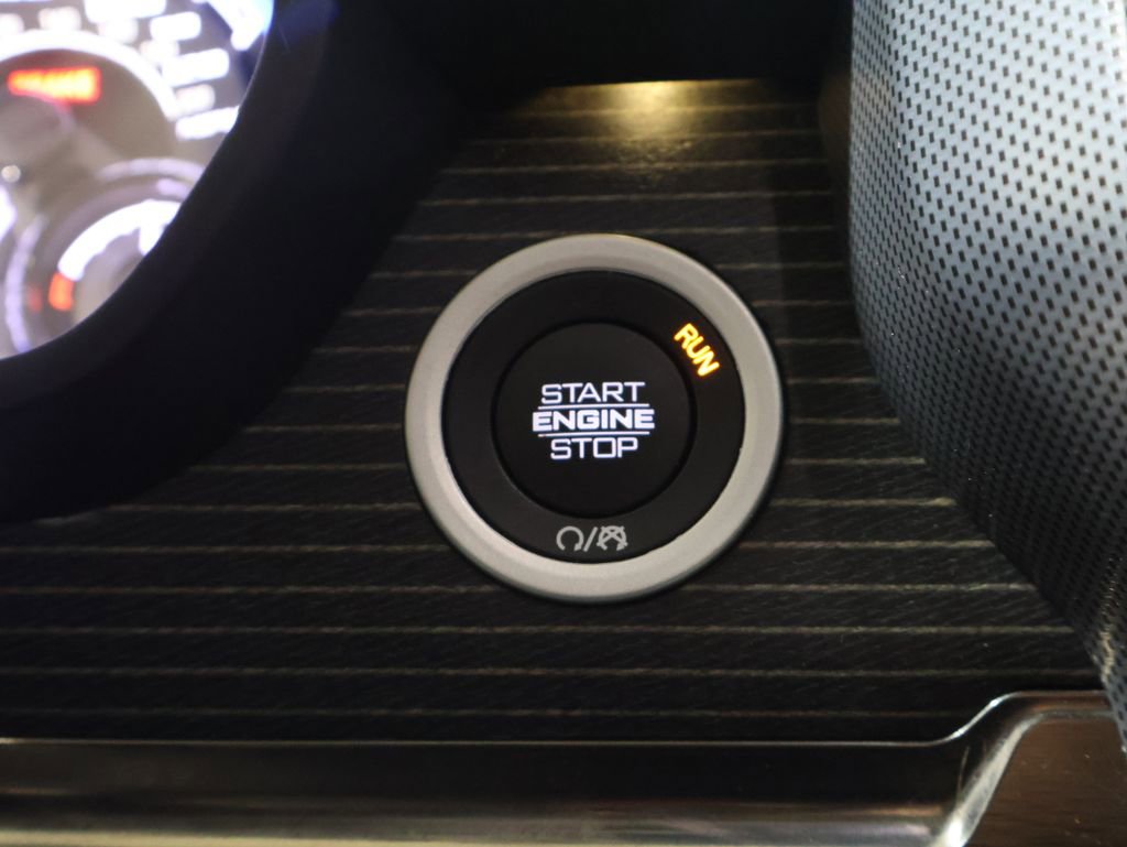 Used 2019 RAM 1500 Limited image 29