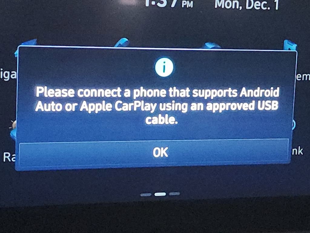 Used 2023 Hyundai Elantra Limited w/ Preferred Accessory Package image 34