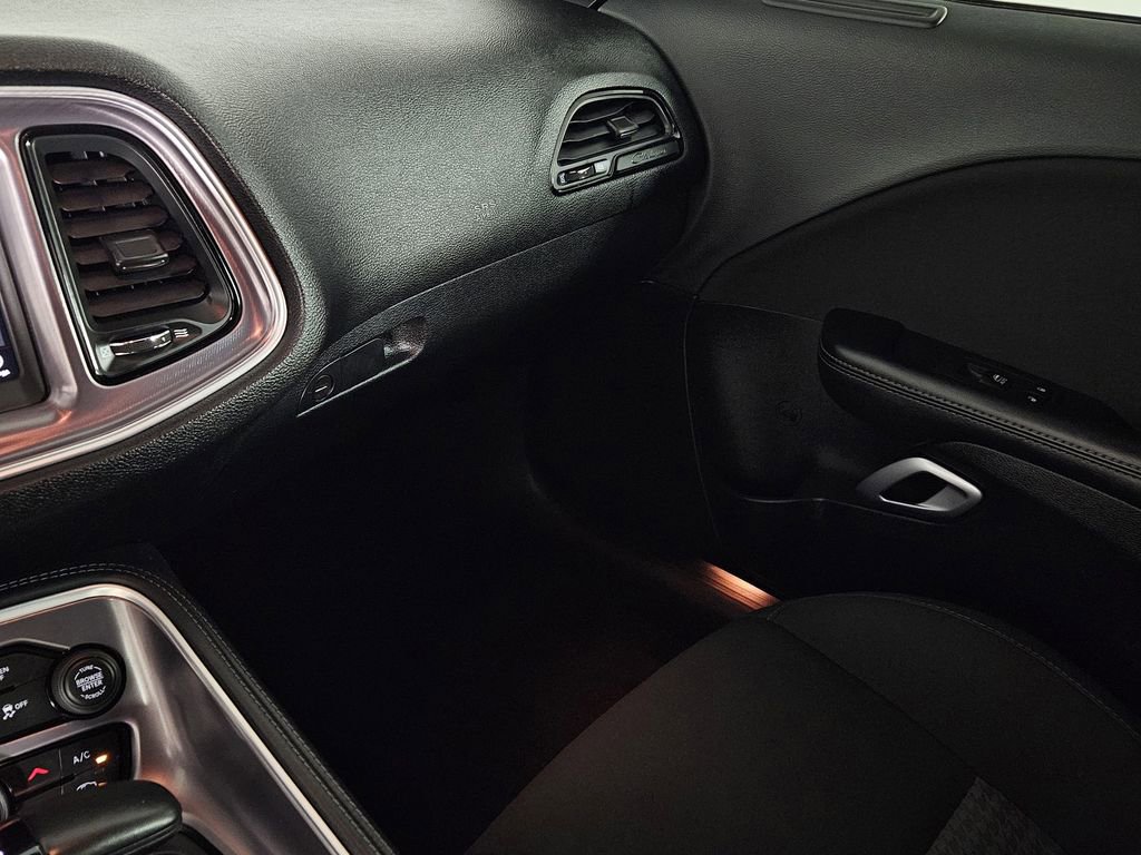 Used 2021 Dodge Challenger R/T w/ Blacktop Package image 11