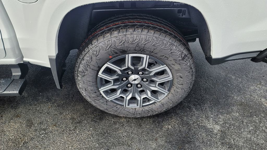 New 2026 Chevrolet Colorado Z71 image 8