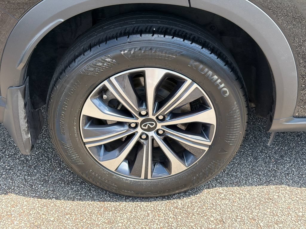 Used 2023 INFINITI QX60 Pure FWD image 17