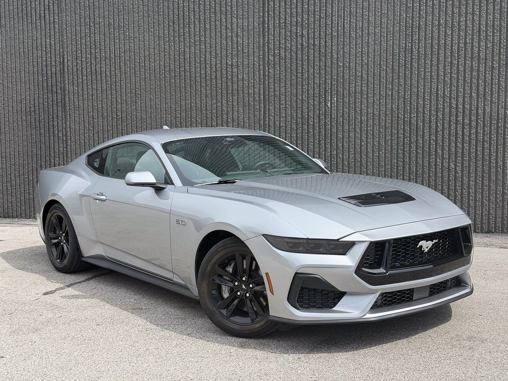 Used 2025 Ford Mustang GT image 9