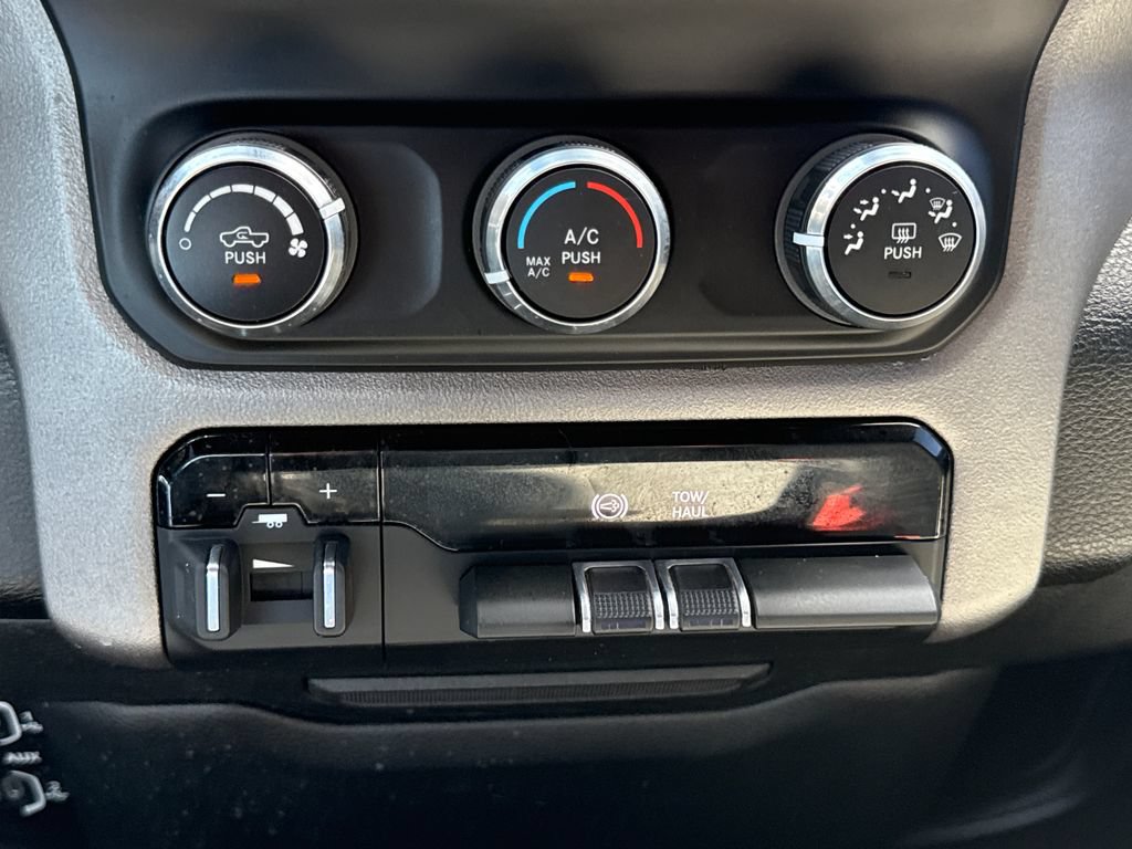 Used 2021 RAM 2500 Big Horn AWD/4WD image 24