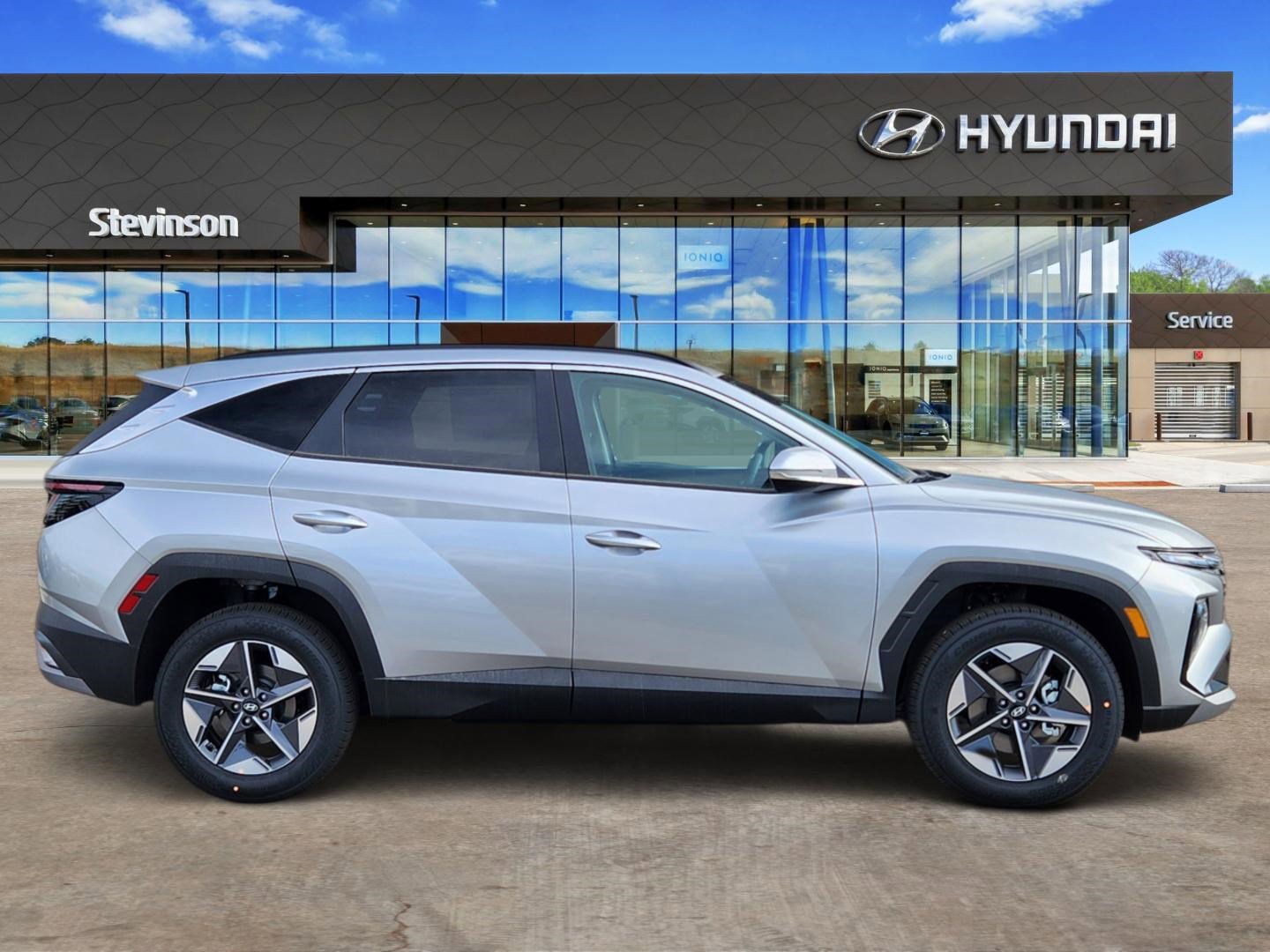 New 2026 Hyundai Tucson SEL image 4