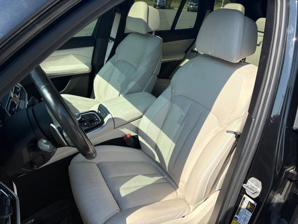 Used 2021 BMW X5 M50i w/ Executive Package AWD/4WD image 10