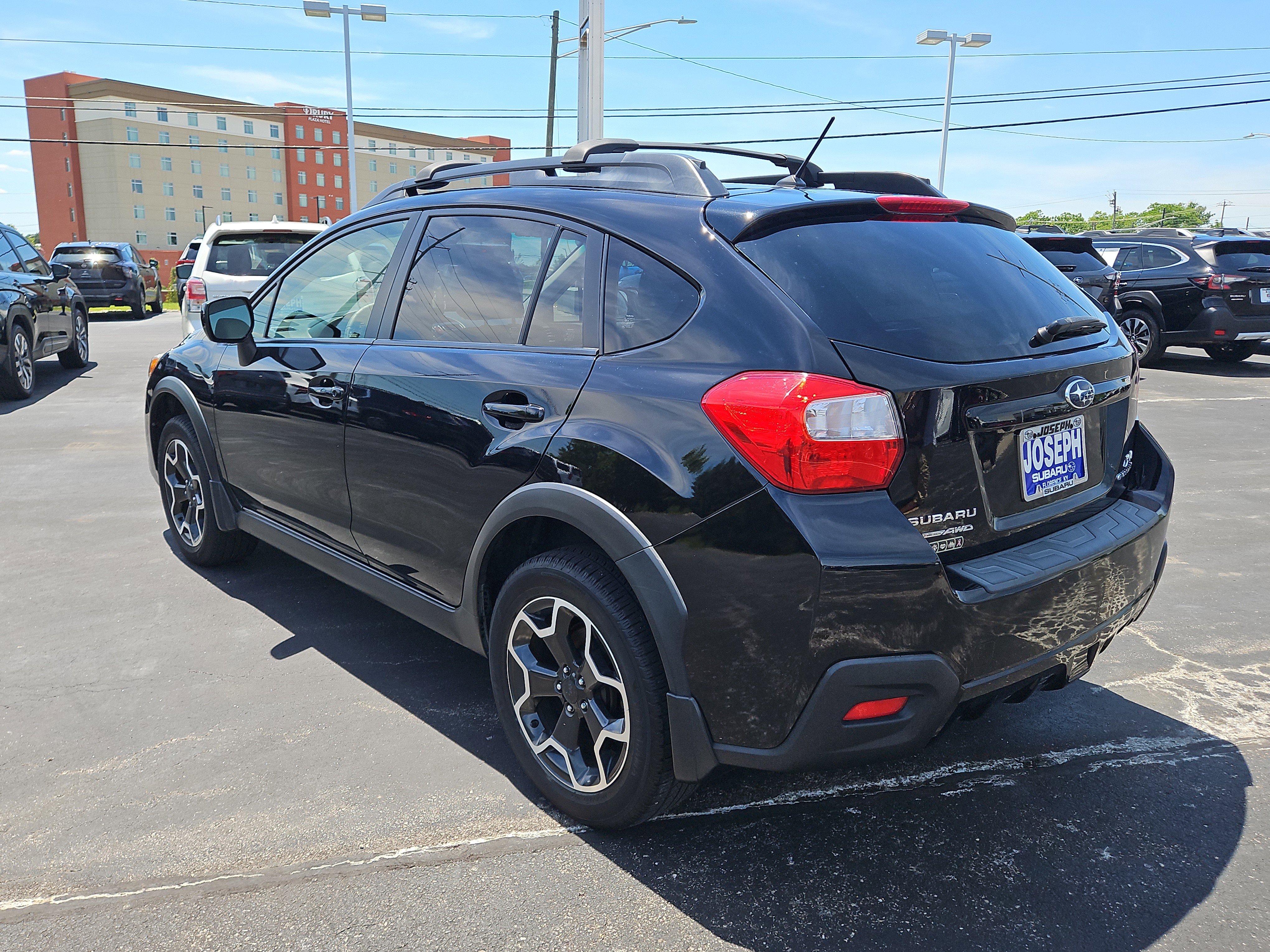 Used 2014 Subaru Crosstrek 2.0i Limited AWD/4WD image 4