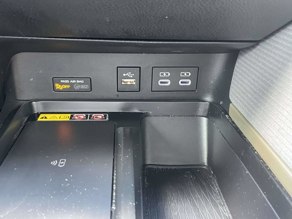 Used 2026 Toyota Camry SE w/ Convenience Package FWD image 30