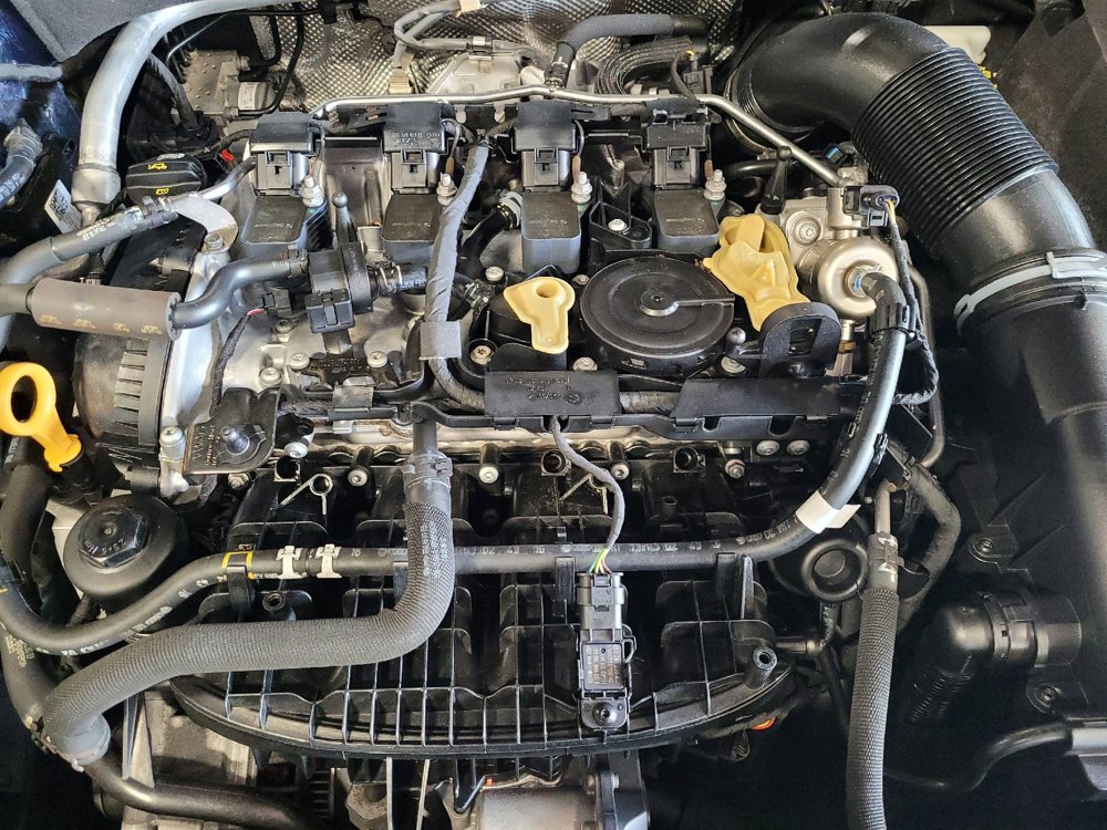 Used 2017 Volkswagen Golf S image 30