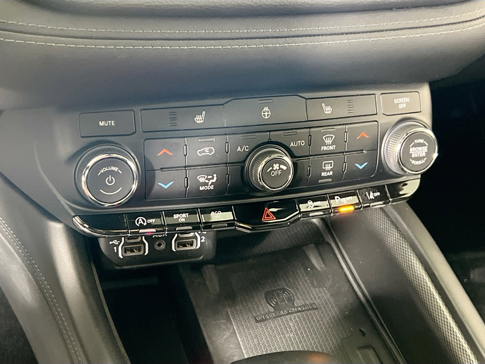 Used 2022 Dodge Durango GT image 16