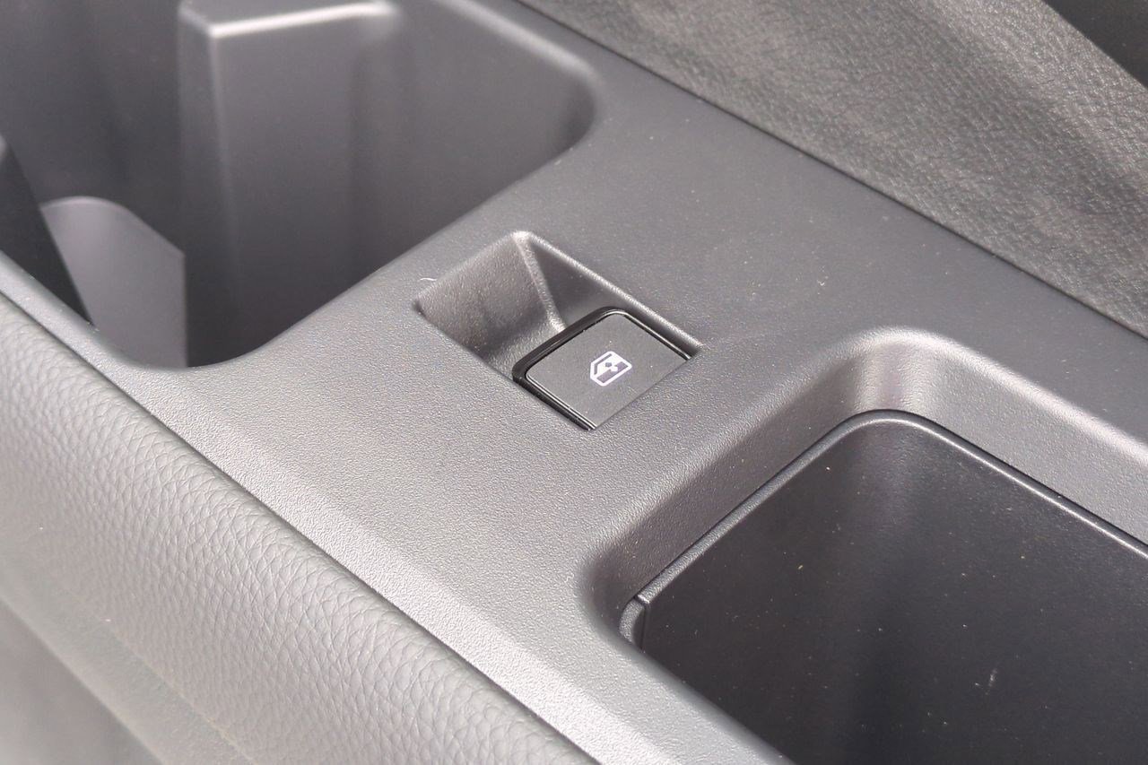 New 2026 Nissan Pathfinder SL FWD image 33