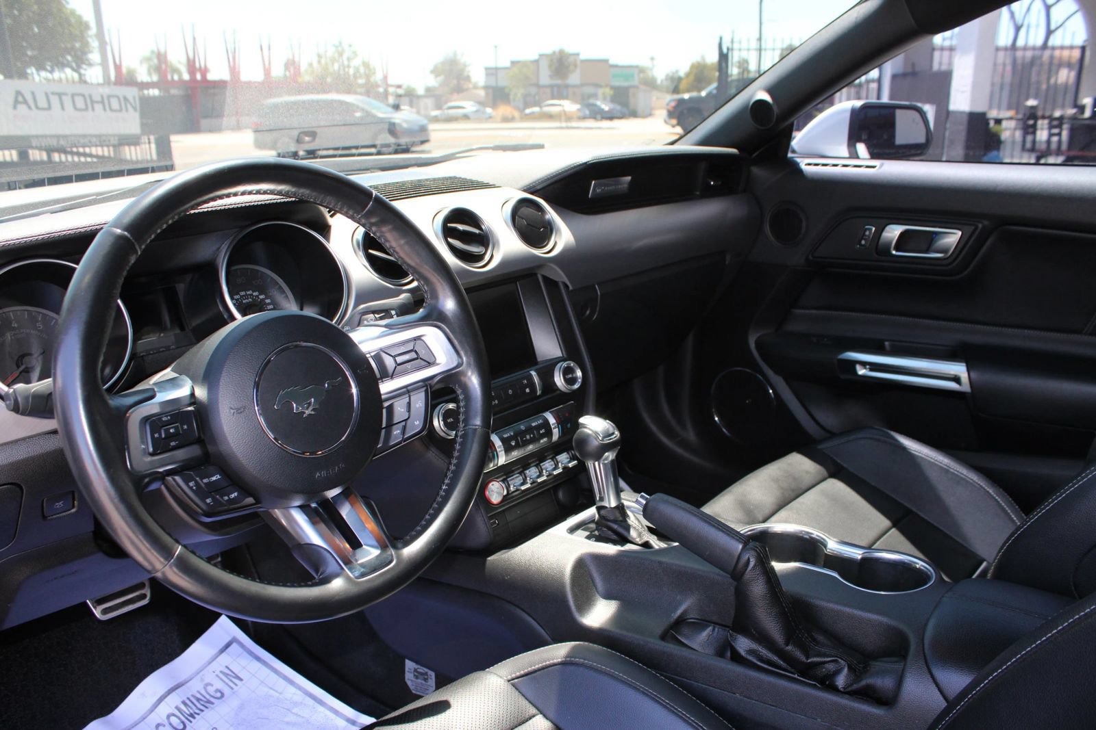 Used 2022 Ford Mustang Premium RWD image 10