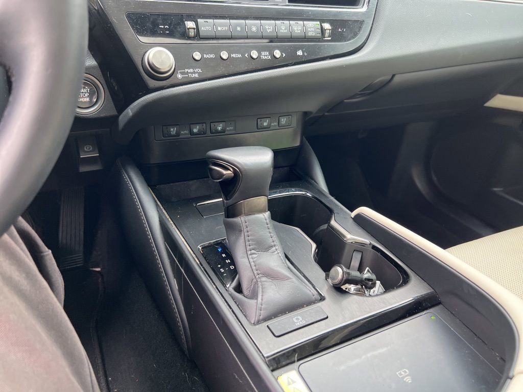 Used 2024 Lexus ES 350 w/ Premium Package image 21