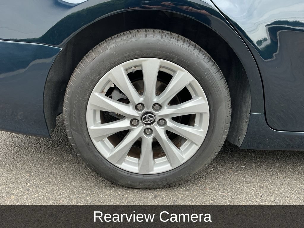 Used 2018 Toyota Camry LE FWD image 9
