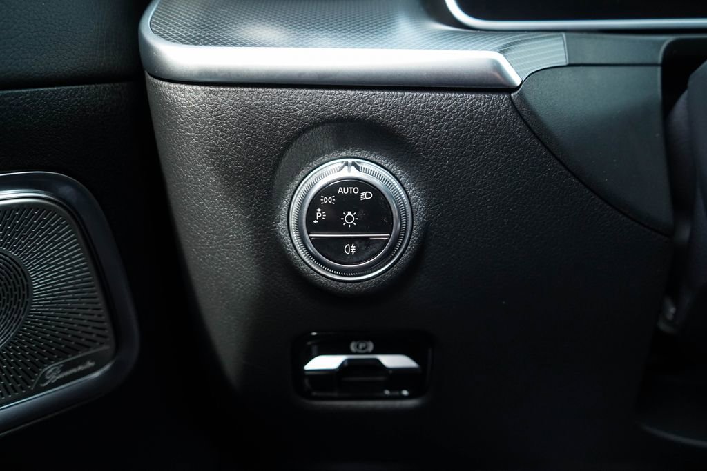 Used 2024 Mercedes-Benz C 300 Sedan image 26