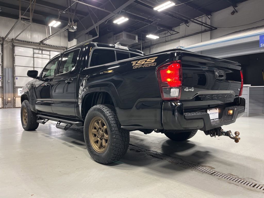 Used 2023 Toyota Tacoma SR AWD/4WD image 6