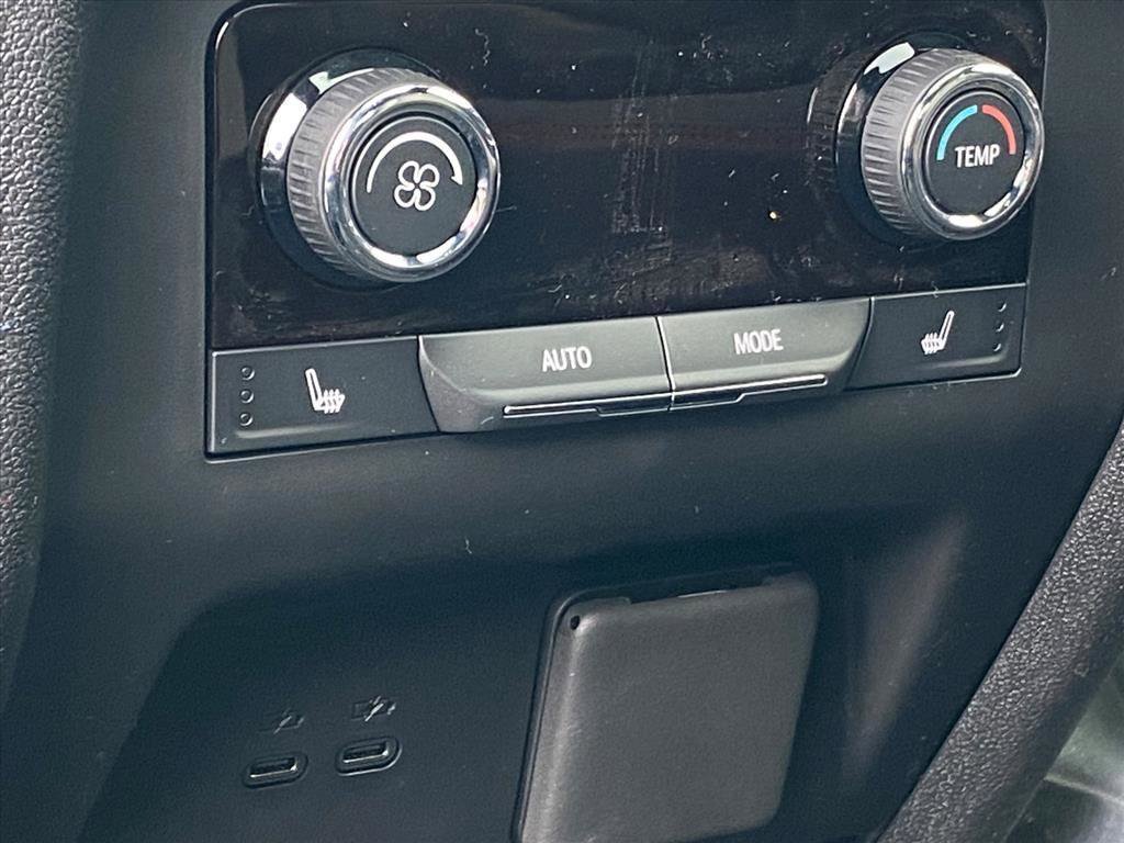 New 2026 Chevrolet Traverse RS w/ LPO, Floor Liner Package image 24