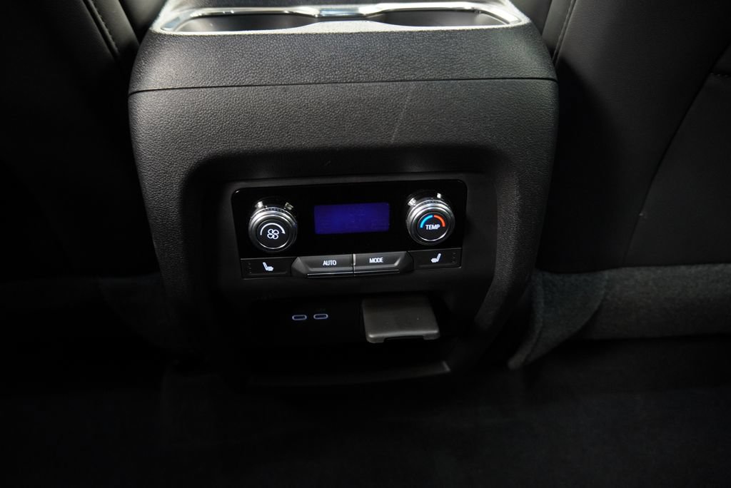 Certified 2024 GMC Acadia AT4 w/ Super Cruise Package AWD/4WD image 19