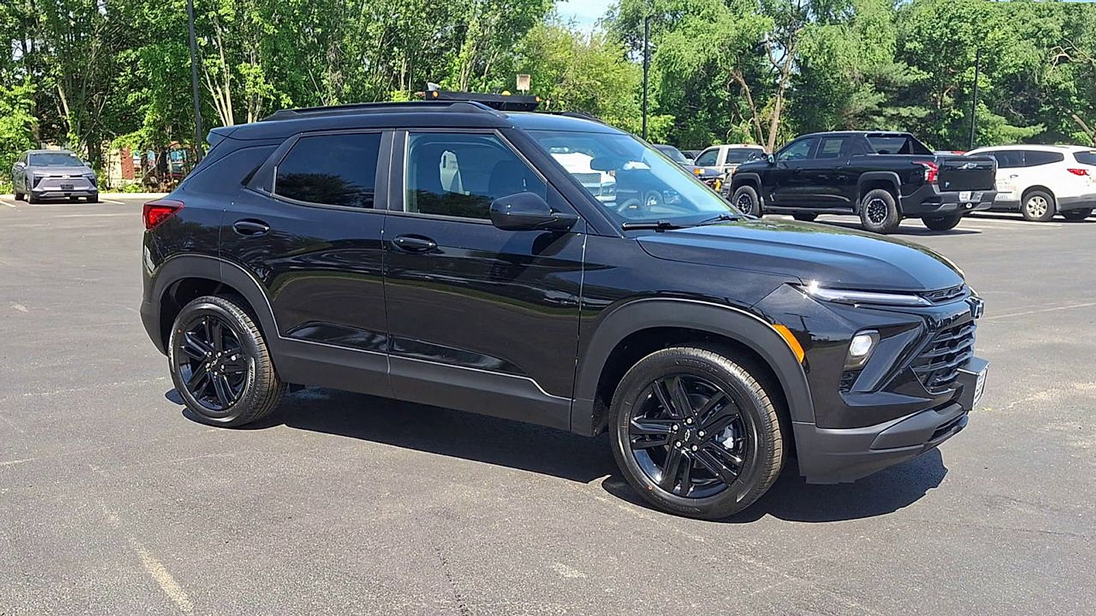 New 2026 Chevrolet TrailBlazer LT w/ Midnight Edition FWD image 4