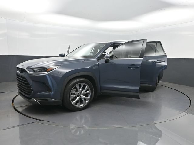 Used 2024 Toyota Grand Highlander FWD image 38