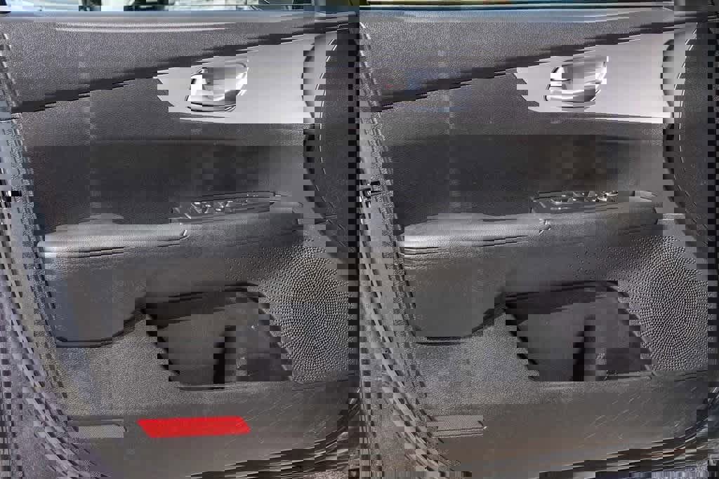 Certified 2023 Kia Forte LXS w/ LXS Technology Package image 19