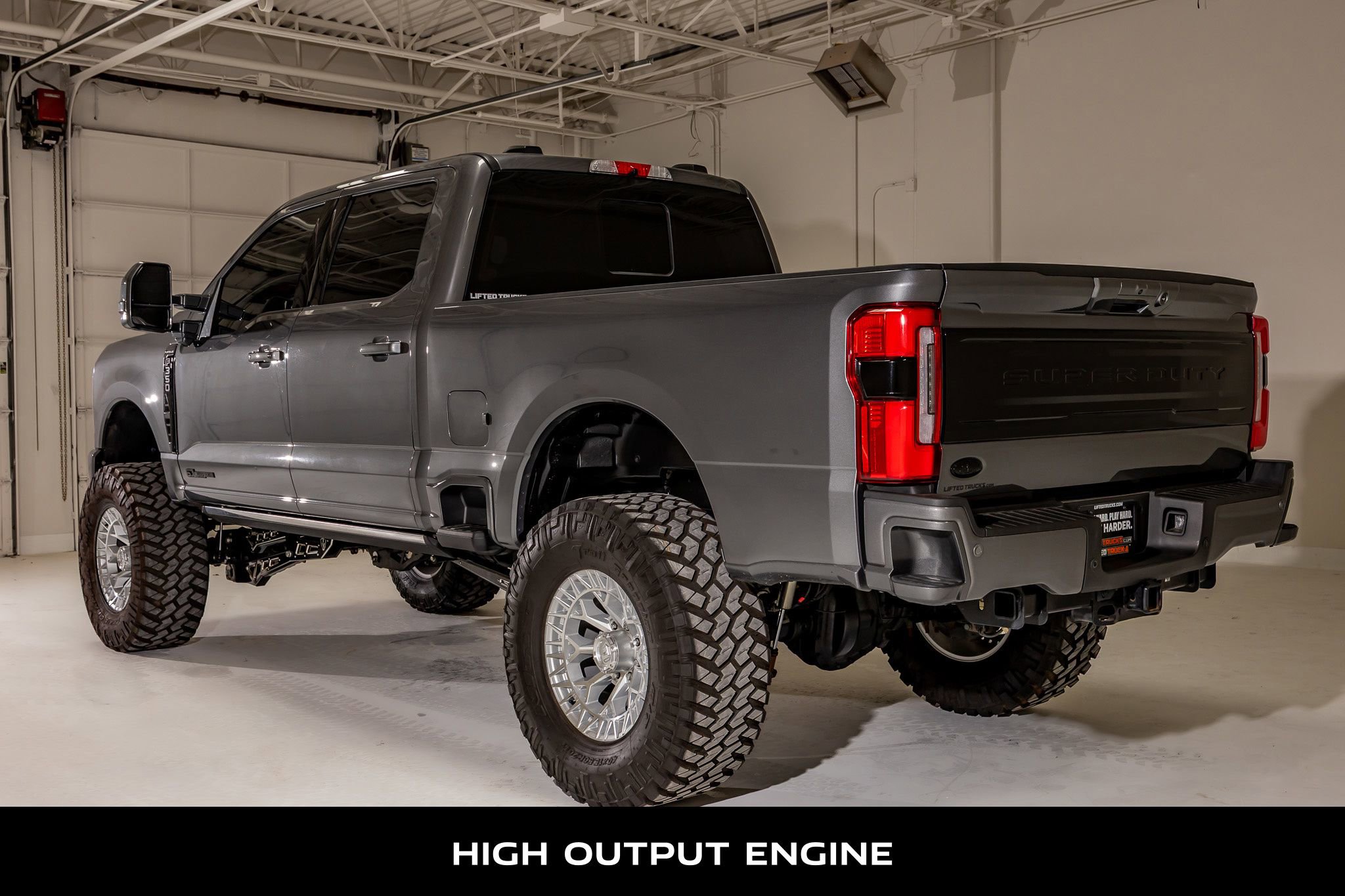 Used 2025 Ford F350 Platinum w/ FX4 Off-Road Package AWD/4WD image 6