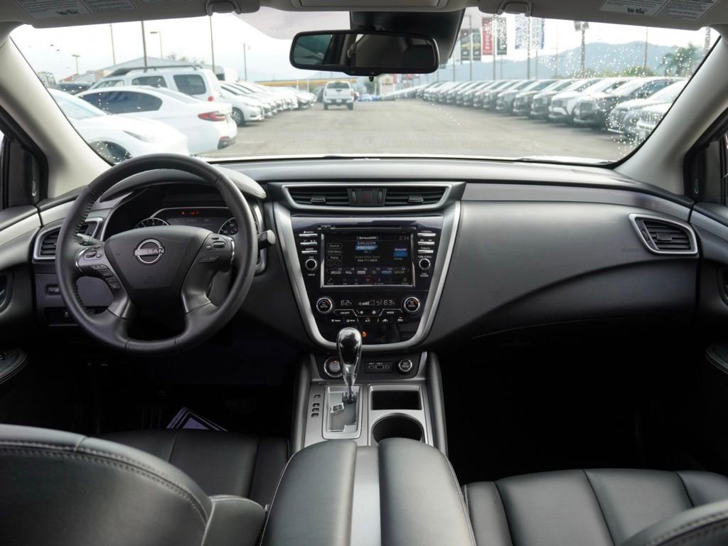Used 2024 Nissan Murano SV w/ SV Midnight Edition Package image 18