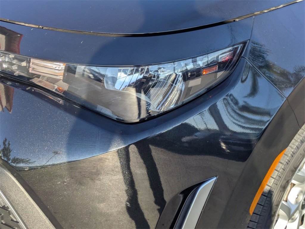 Used 2024 Kia Soul LX w/ Option Group 015 image 11