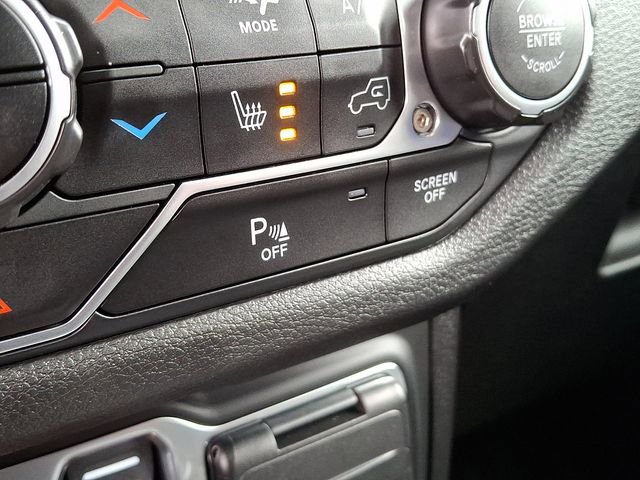 Used 2025 Jeep Wrangler Sport S image 25