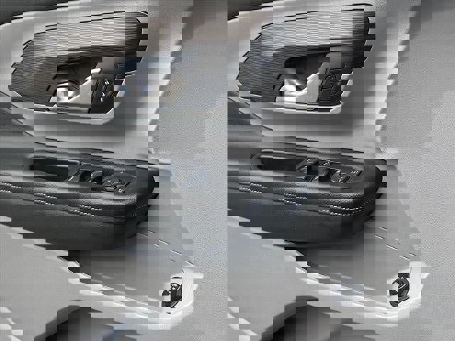 Certified 2024 GMC Terrain SLE w/ Driver Convenience Package image 23