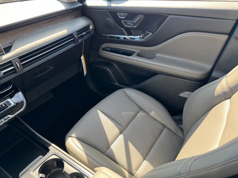 New 2025 Lincoln Corsair Grand Touring w/ Equipment Group 301A image 11