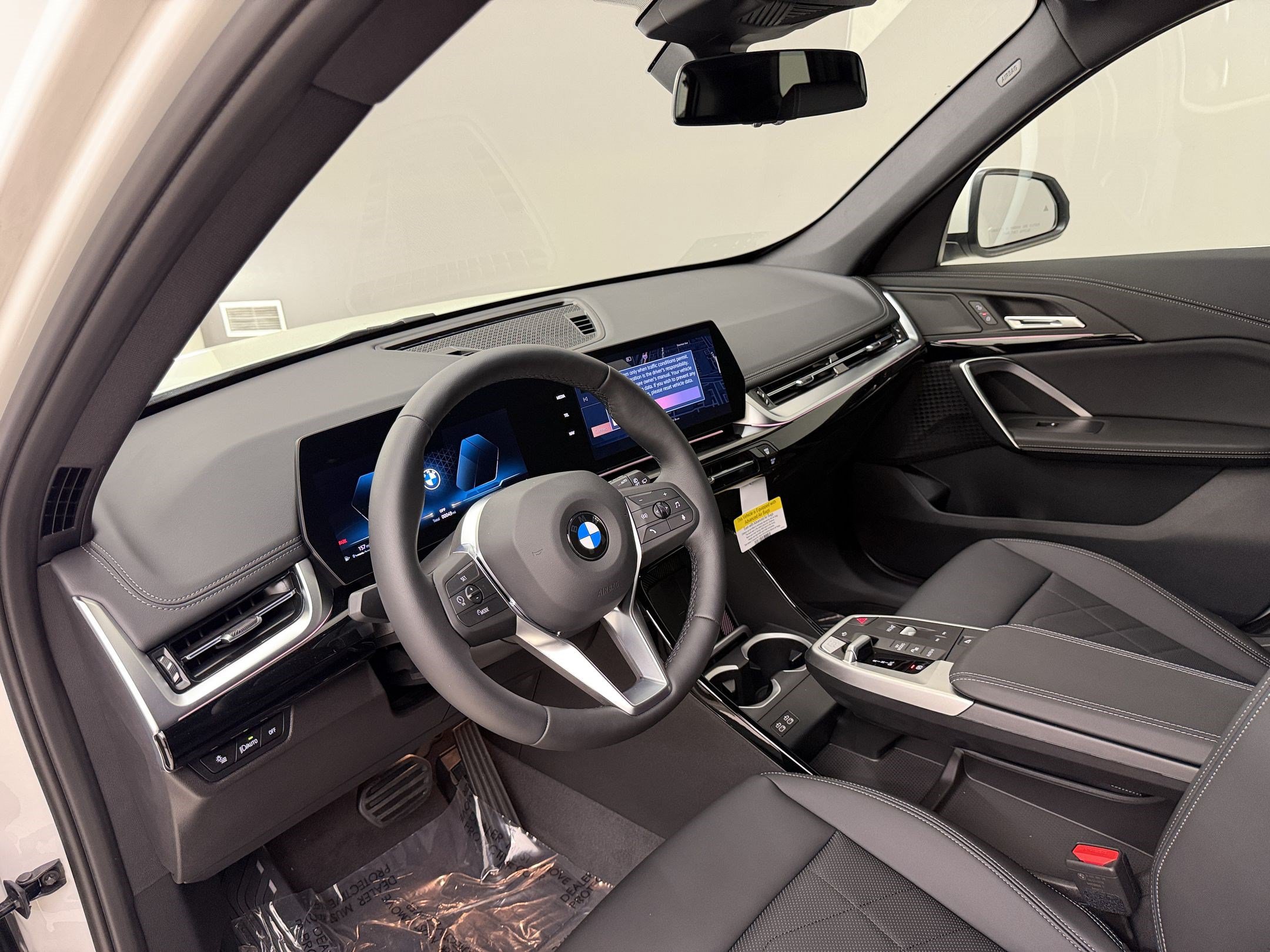 New 2027 BMW X1 xDrive28i AWD/4WD image 4