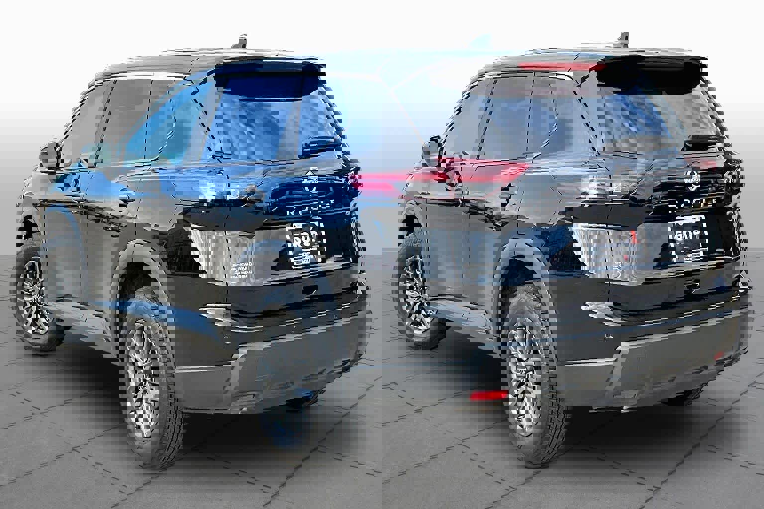 Certified 2025 Nissan Rogue S FWD image 10