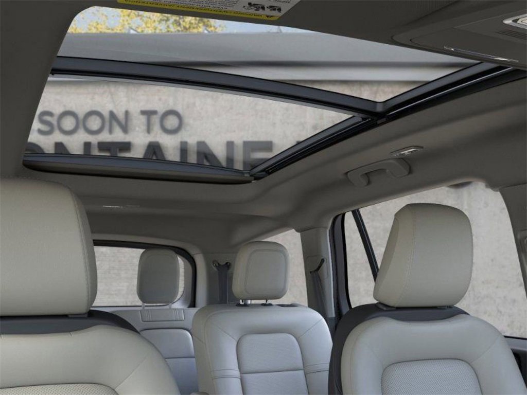 New 2026 Lincoln Aviator AWD image 22