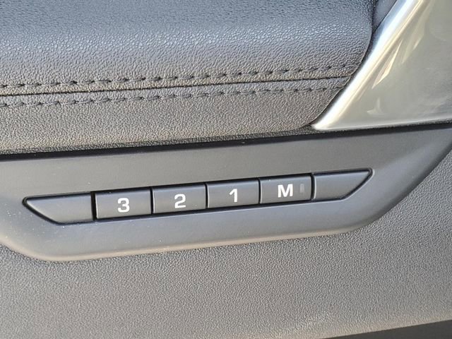 Used 2025 Land Rover Discovery Sport S image 19