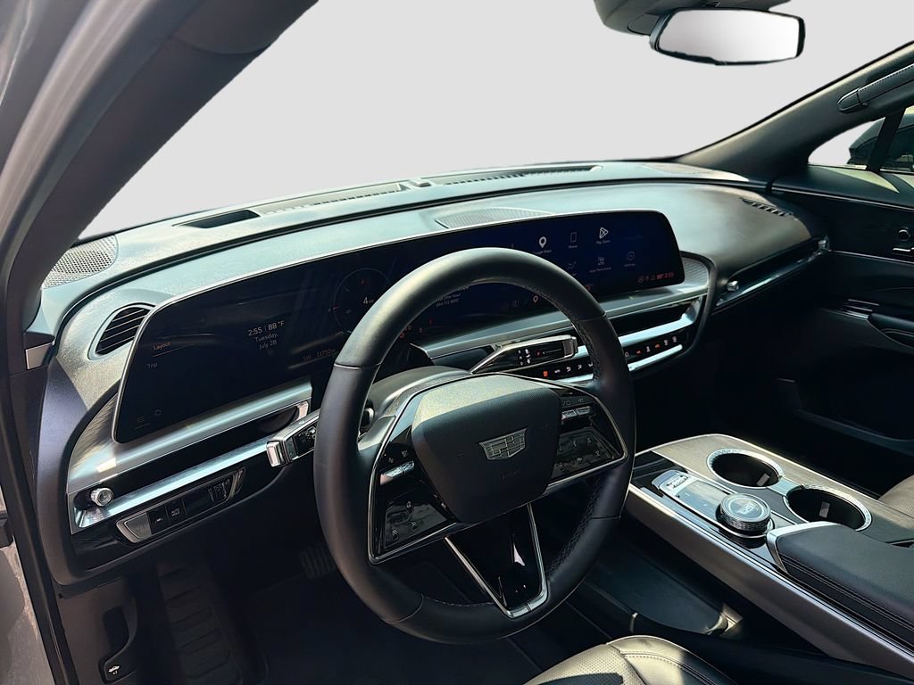 Used 2024 Cadillac Lyriq Sport RWD image 24